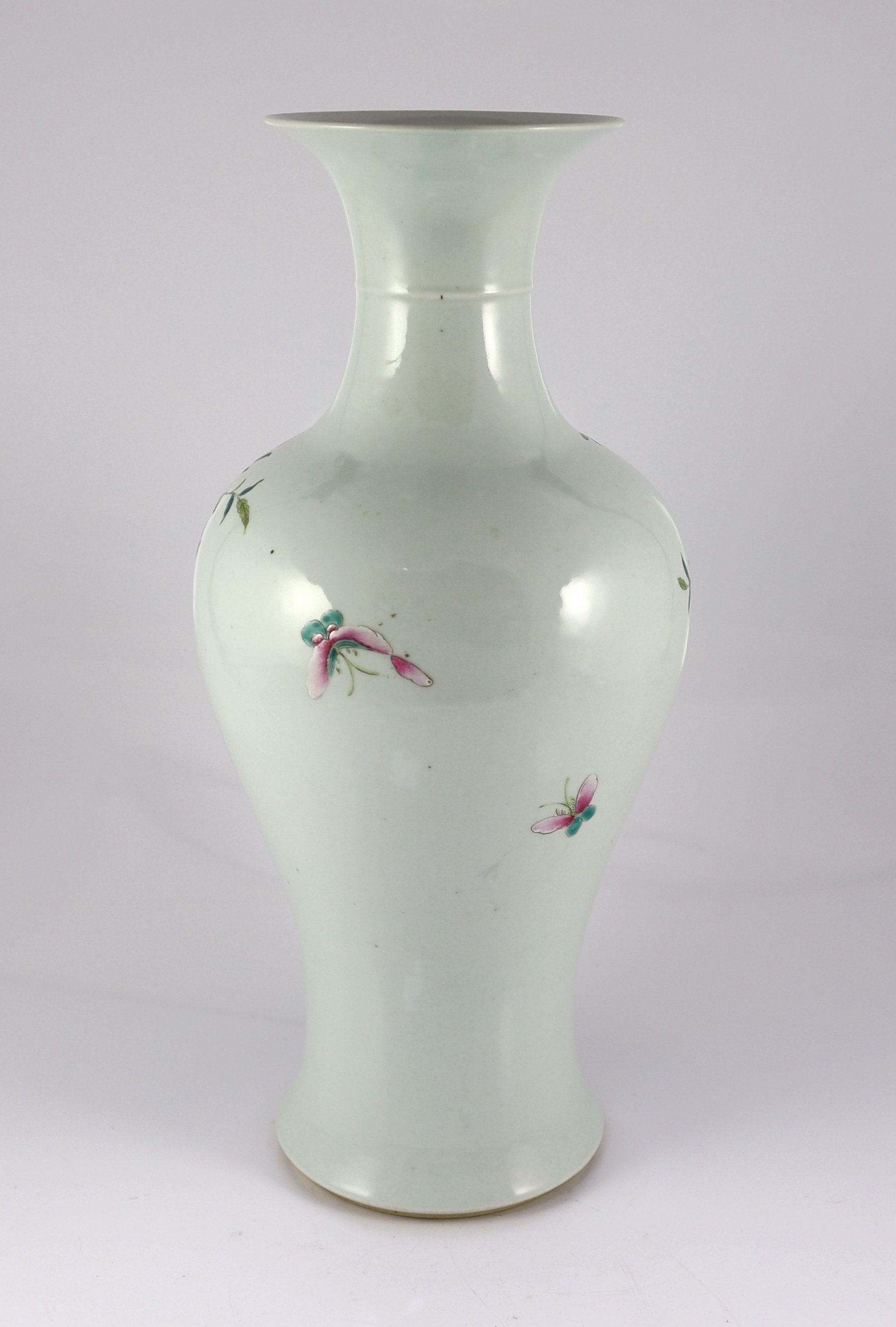 A tall Chinese famille rose vase, late 19th/early 20th century